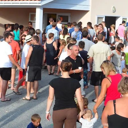 Camping Les Sables D'argent *